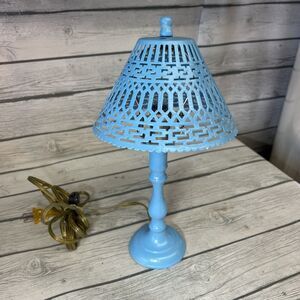Vintage Metal Lamp With Pierced Metal Shade 14" Blue Anericana,Colonial, Cottage